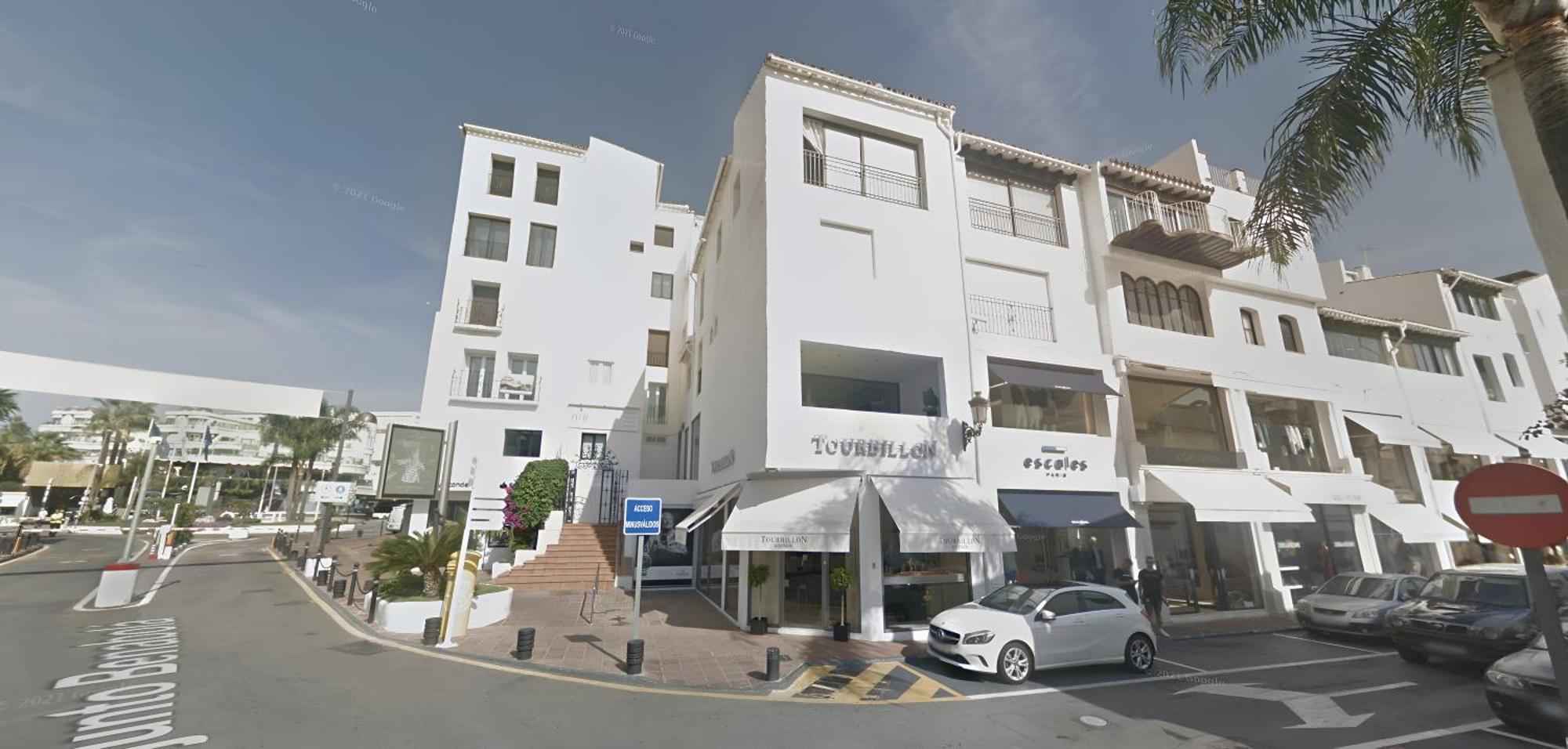 マルベーリャSecond Line Puerto Banus Top Floorアパートメント エクステリア 写真